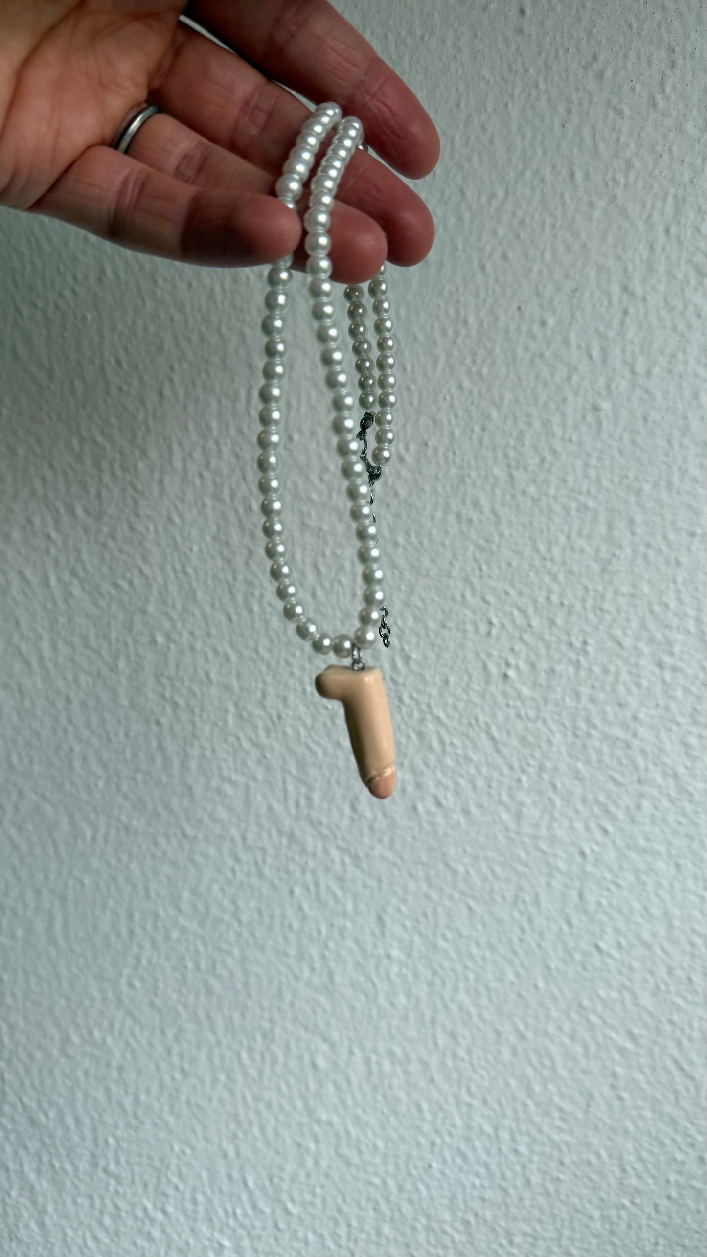 «Dick » necklace pearls