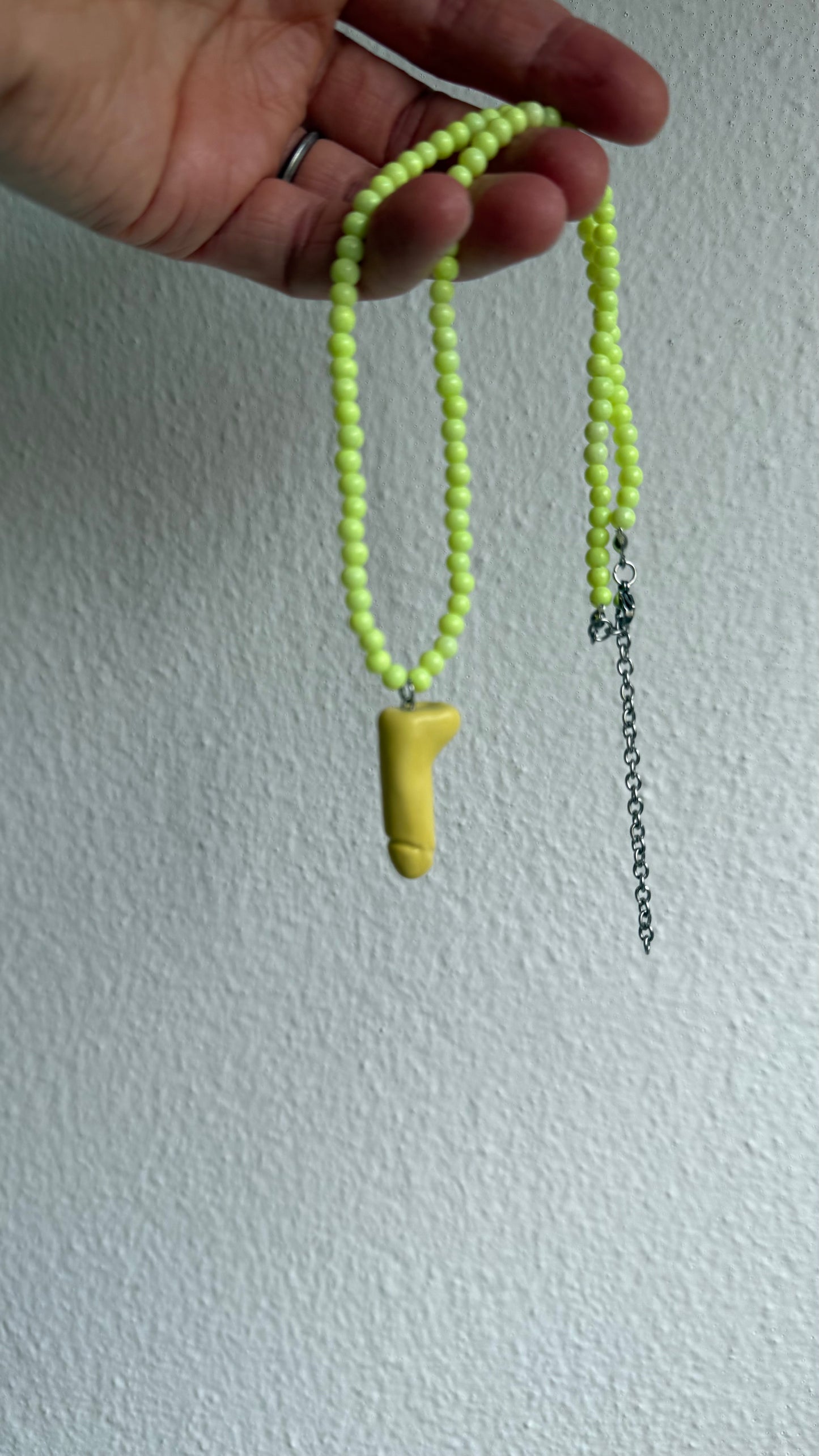 «Dick » necklace yellow