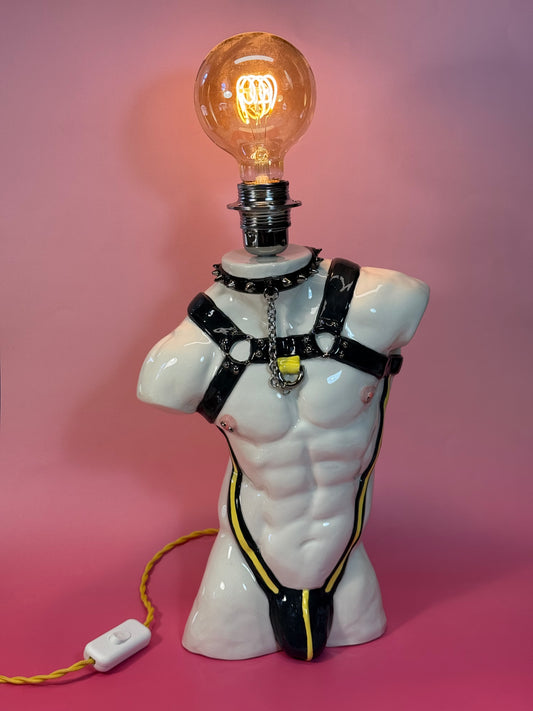 Apollo in Straps” ceramic lamp yellow