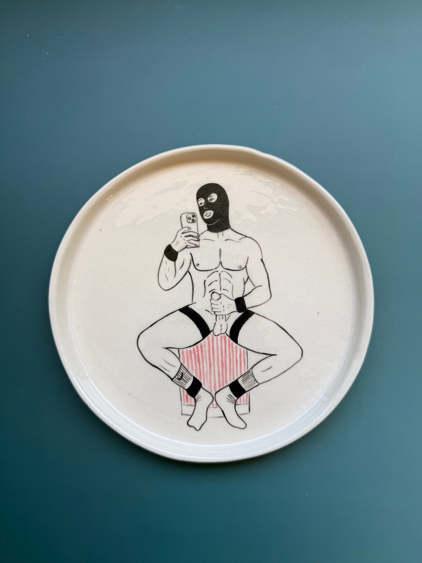 Decorative Ceramic Plate — Inspired by Rubbertwunk