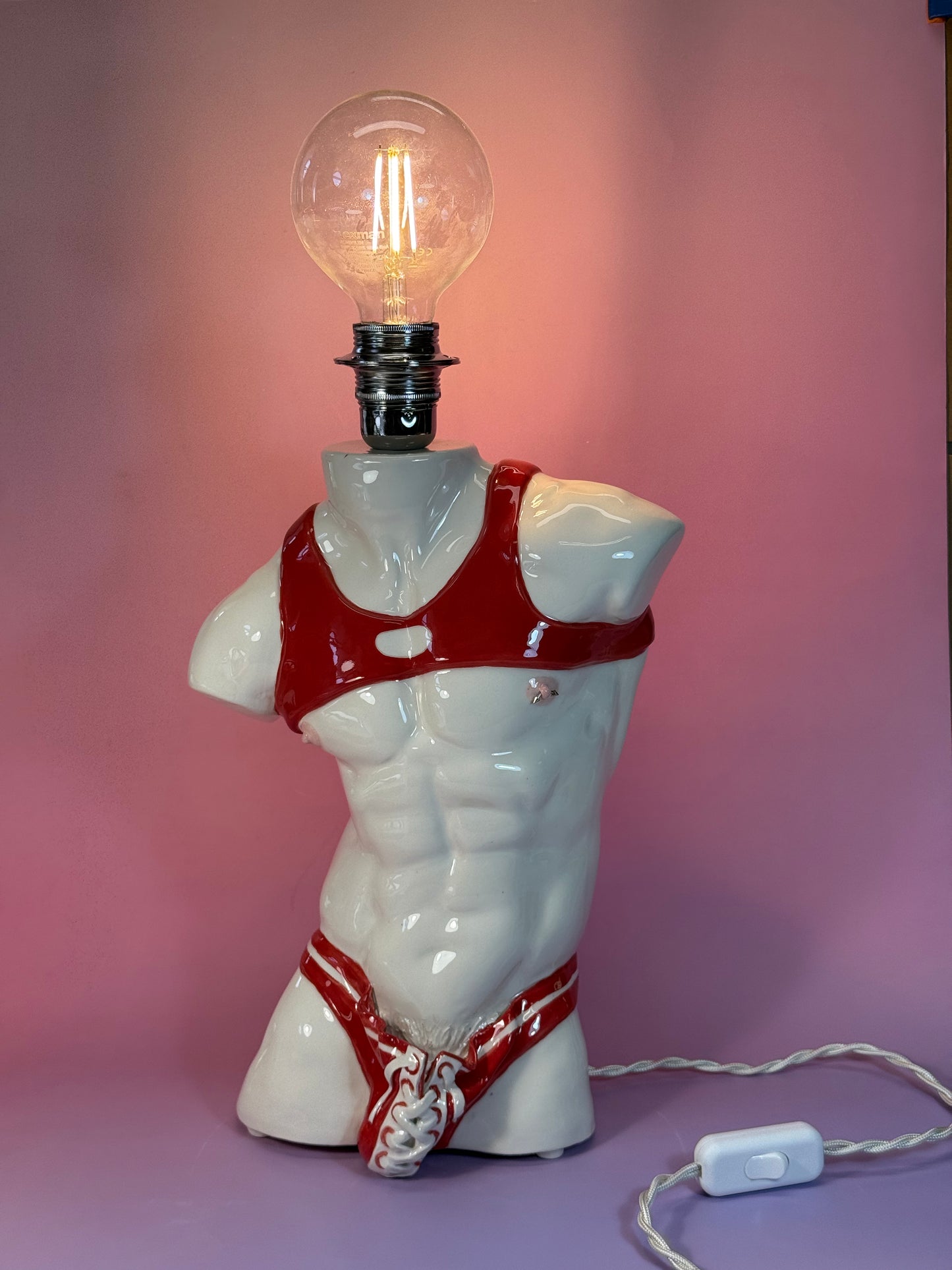 Ceramic table lamp
«Apollo Harness» (red)