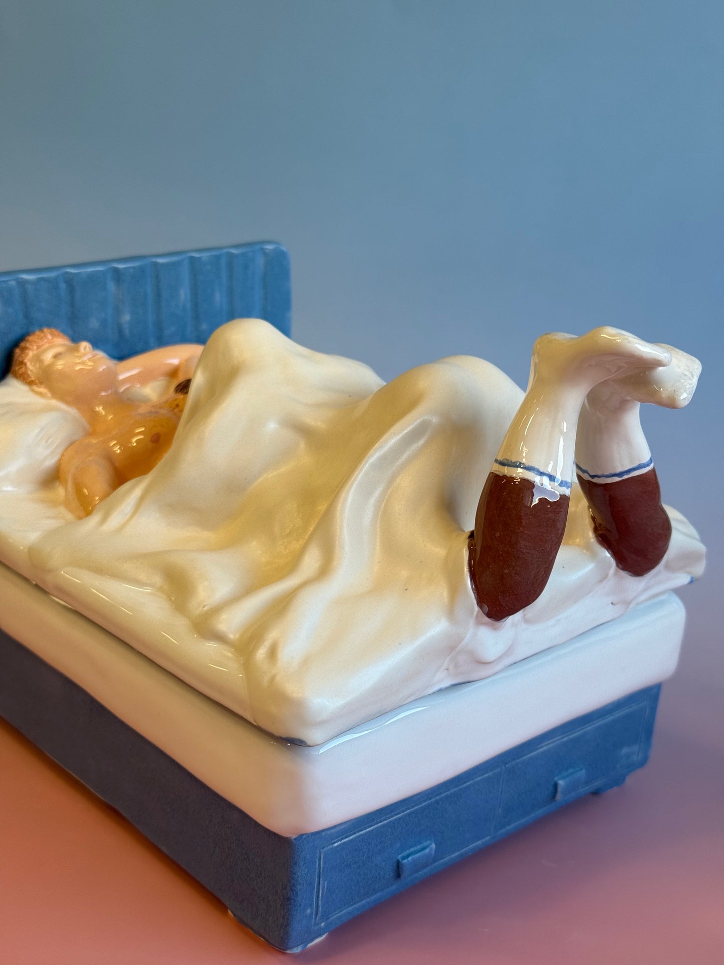 Ceramic Jewelry Box “A Pleasant Moment” # 1