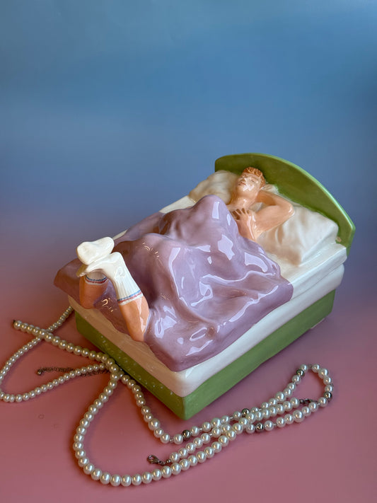 Ceramic Jewelry Box “A Pleasant Moment” green 💚
