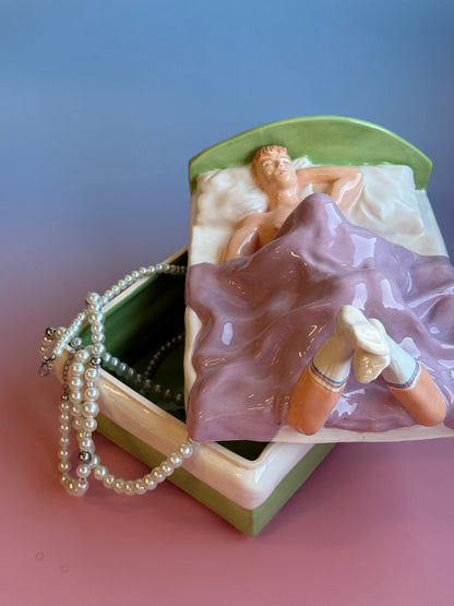 Ceramic Jewelry Box “A Pleasant Moment” green 💚