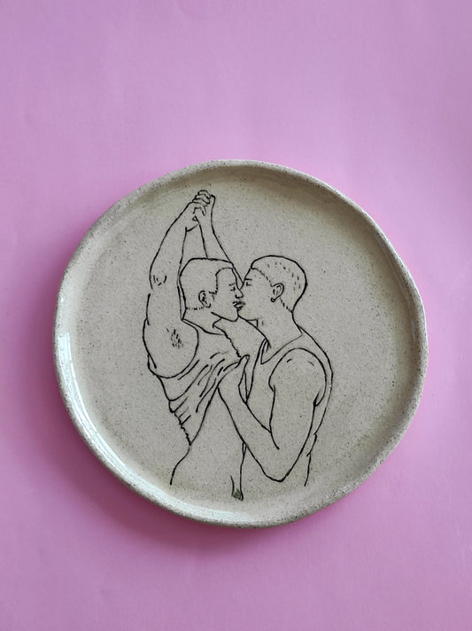 (Pre-order)Decorative plate «The kiss»