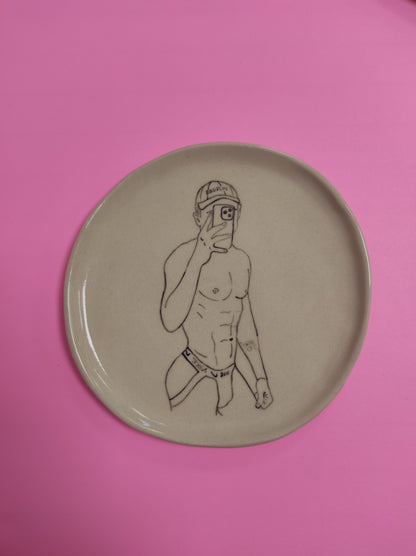 Plate "Selfie"