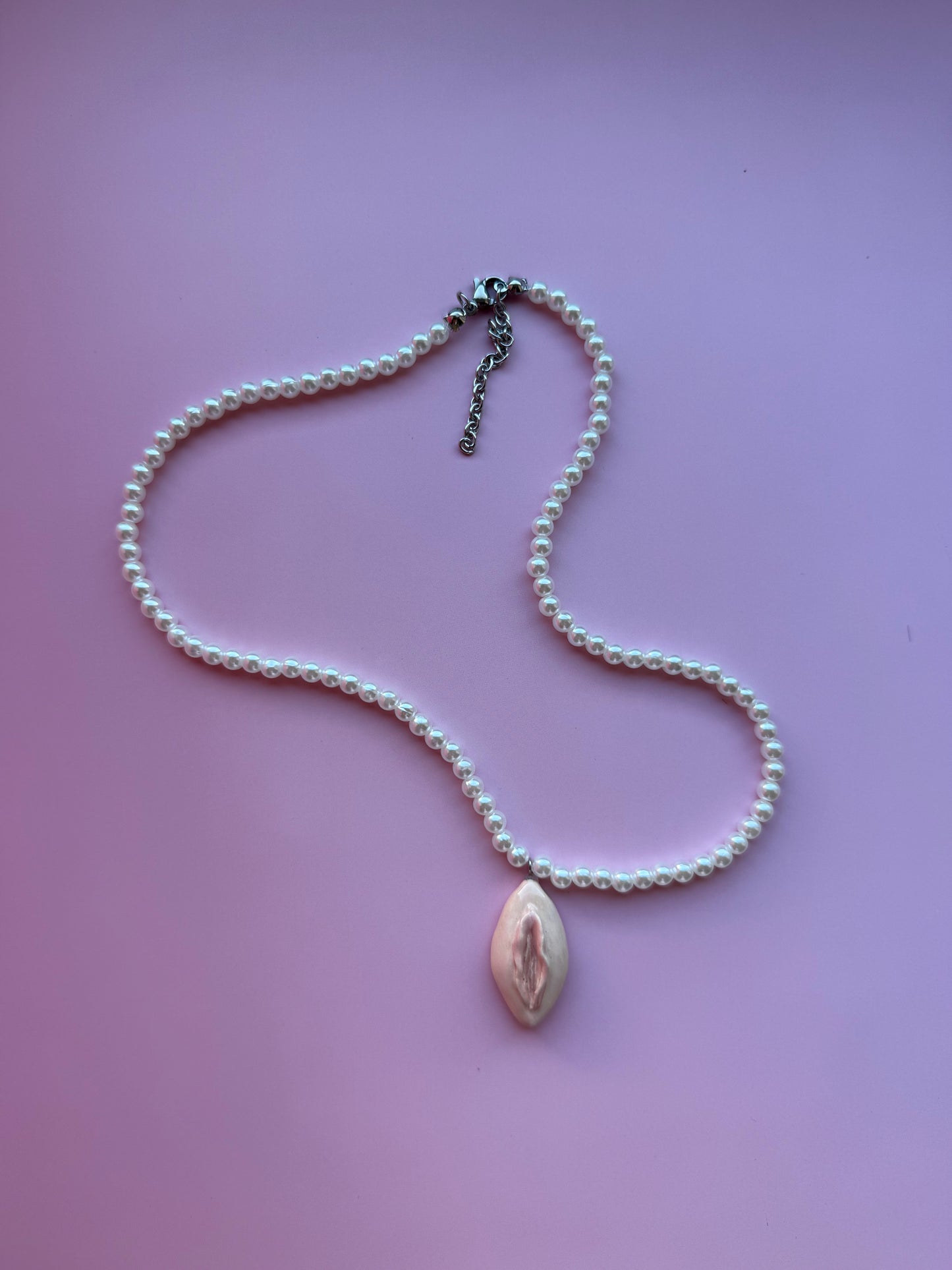 «Vagina» necklace