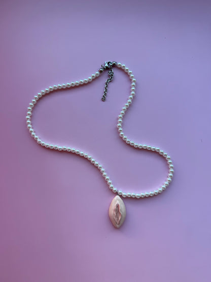 «Vagina» necklace