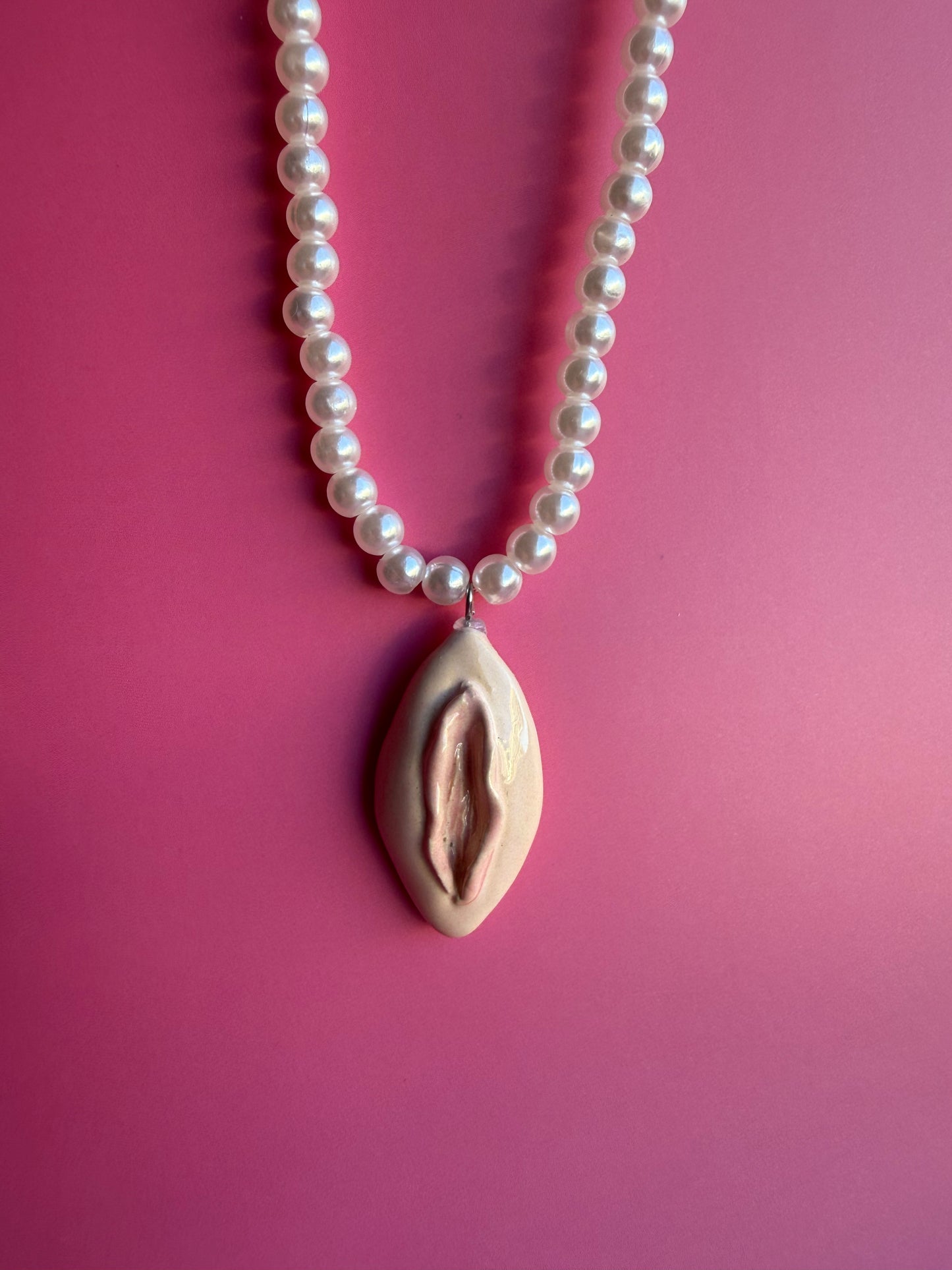 «Vagina» necklace