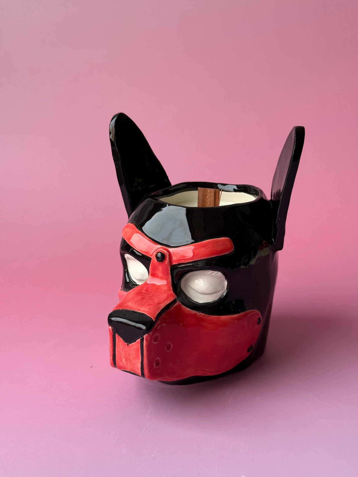 Aroma candle "Puppy mask"